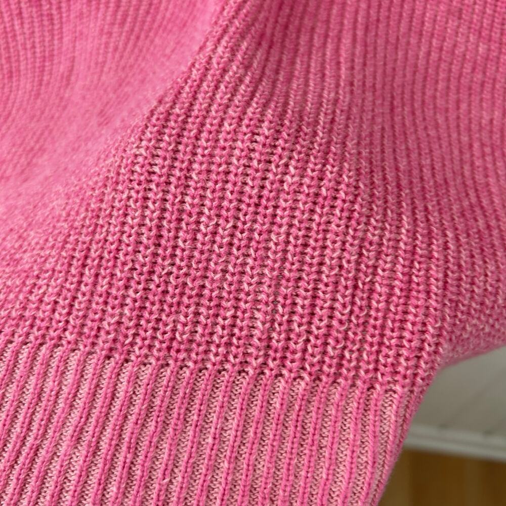 Gap Pink V Neck Knit Sweater Women Medium Preppy Classic Soft Casual - Picture 2 of 6